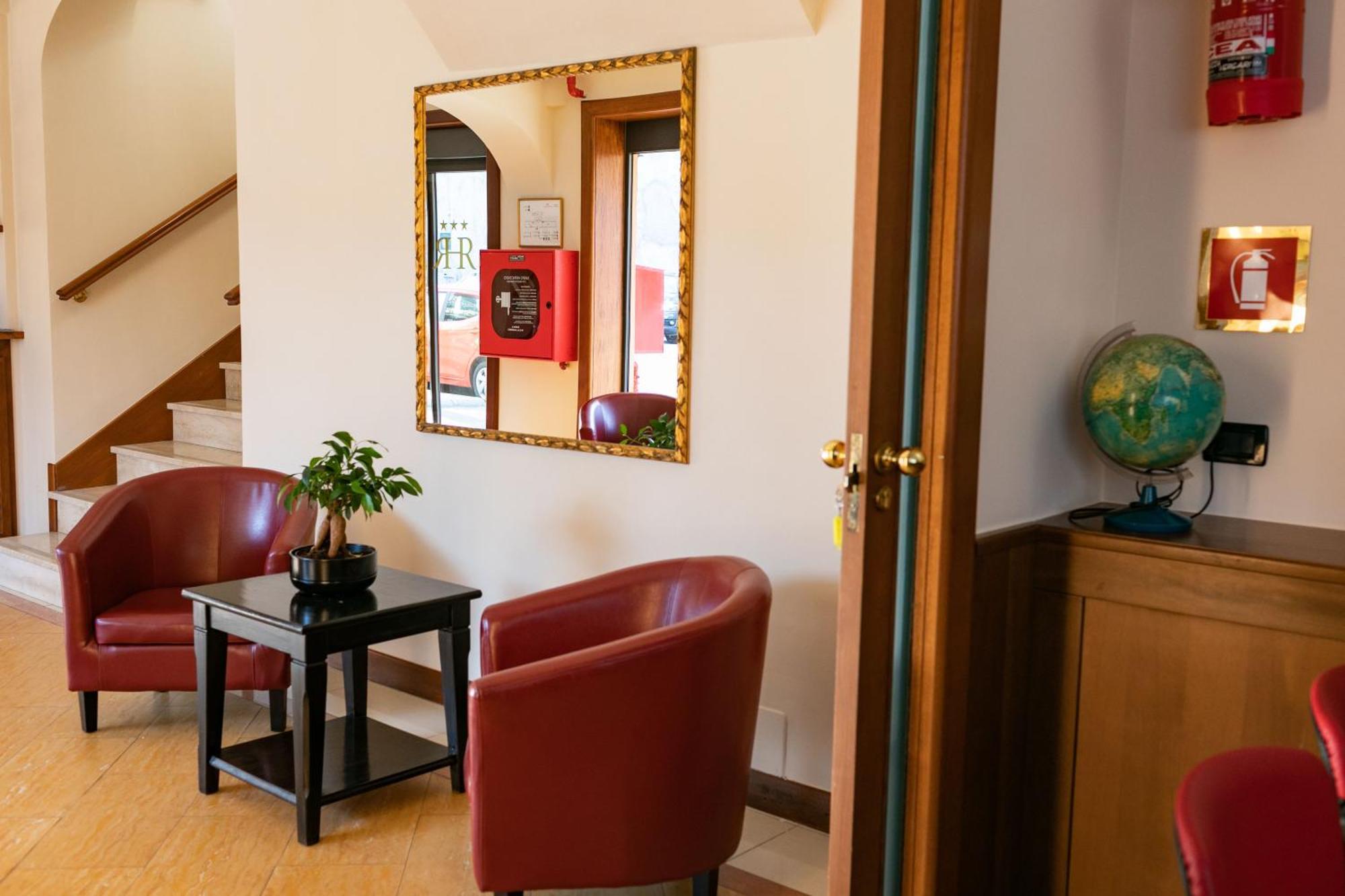 Rex Hotel Residence Genoa Bagian luar foto
