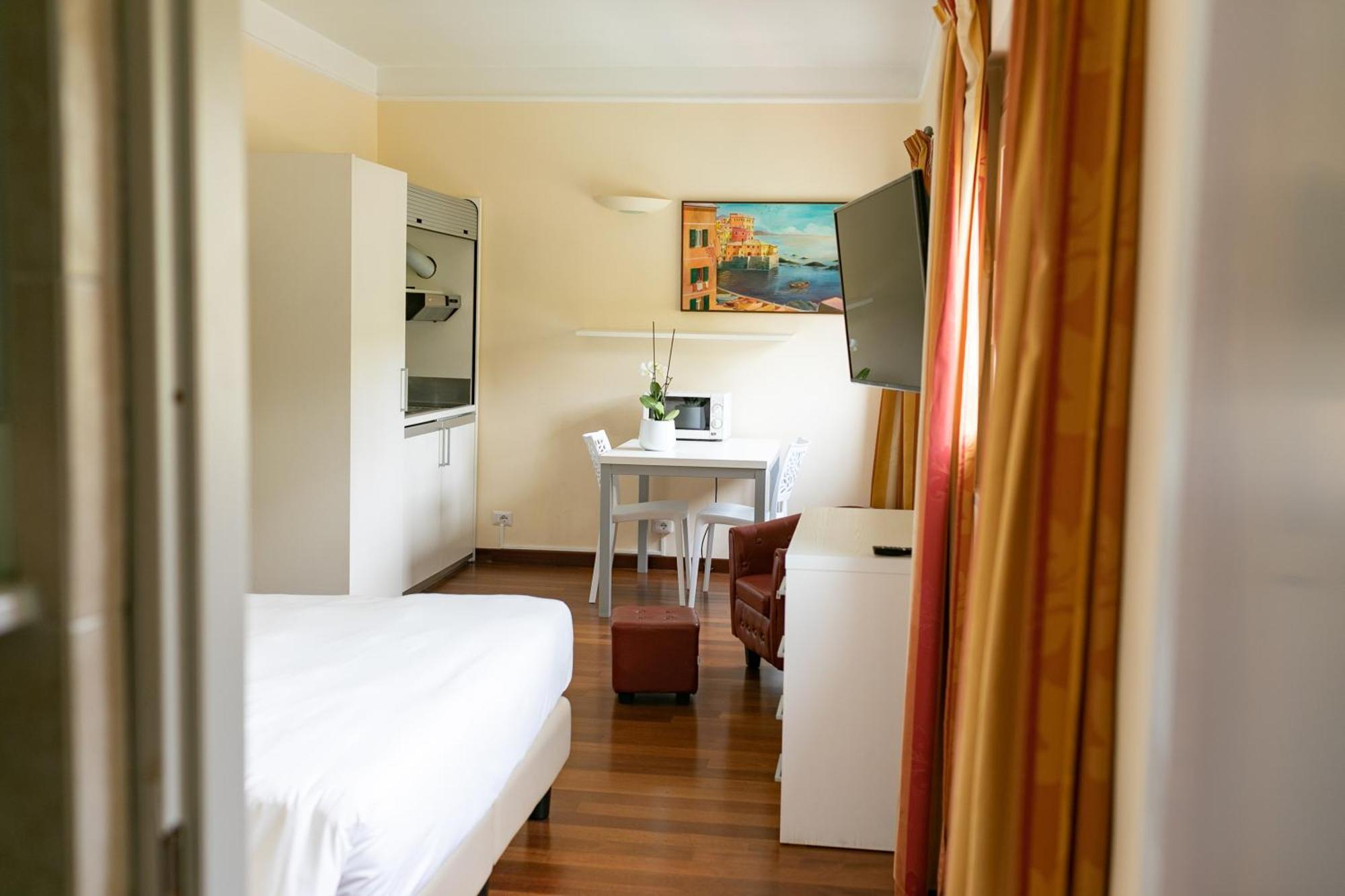 Rex Hotel Residence Genoa Bagian luar foto